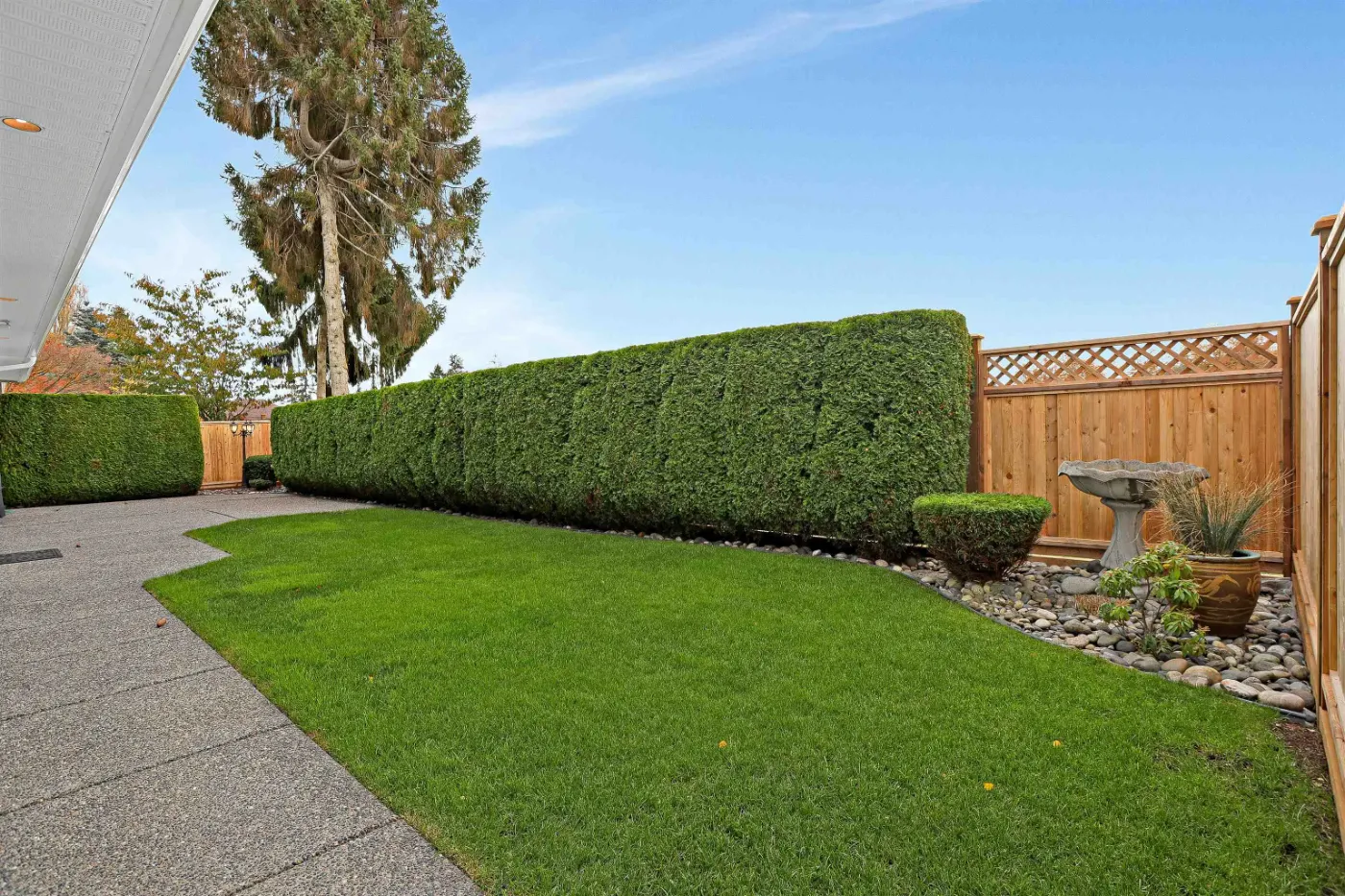 Landscaped back garden at 3660 Raymond Ave